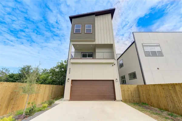 933 E 40 1/2 St Street, Houston, TX 77022