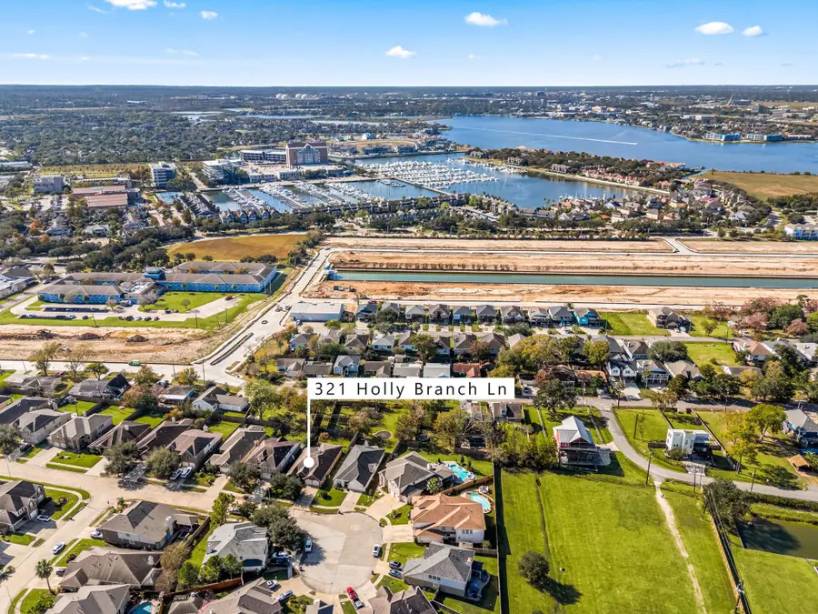 321 Holly Branch Lane, Kemah, TX 77565 - Image #2