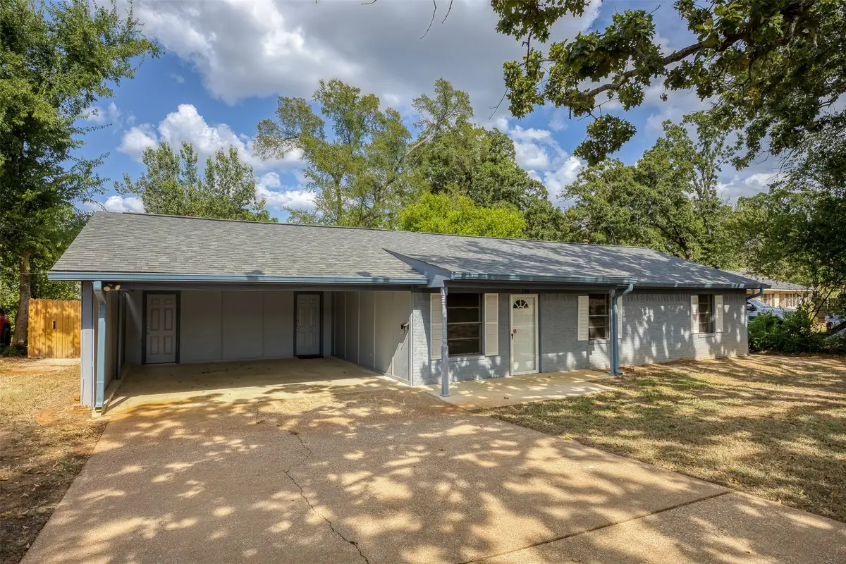 130 Hillcrest Drive, Palestine, TX 75801 - #1
