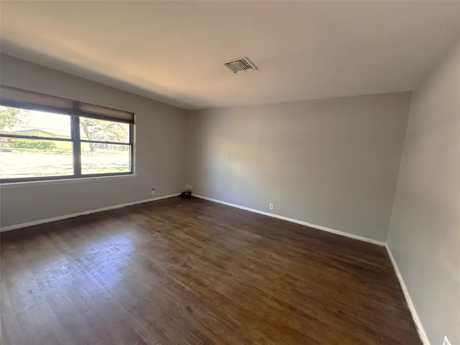 53 Pin Oak Court, Lake Jackson, TX 77566 - #3