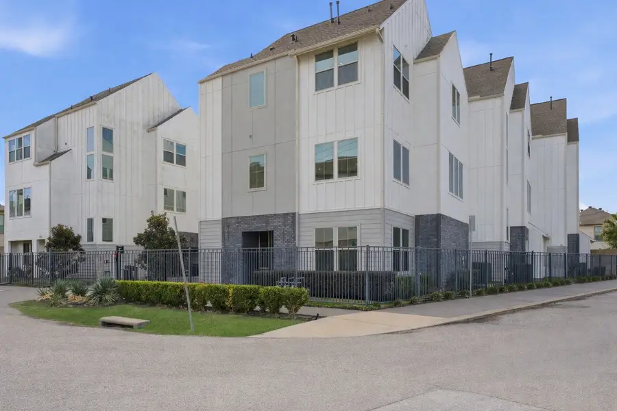 1361 Moy Street, Houston, TX 77007 - #2