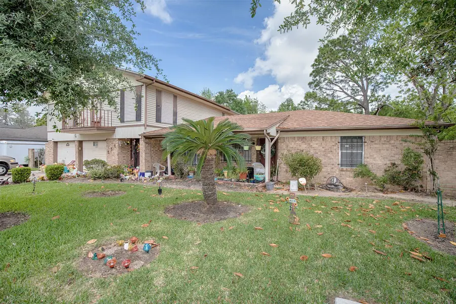 534 N Vionett Lane, Texas City, TX 77591 - #2