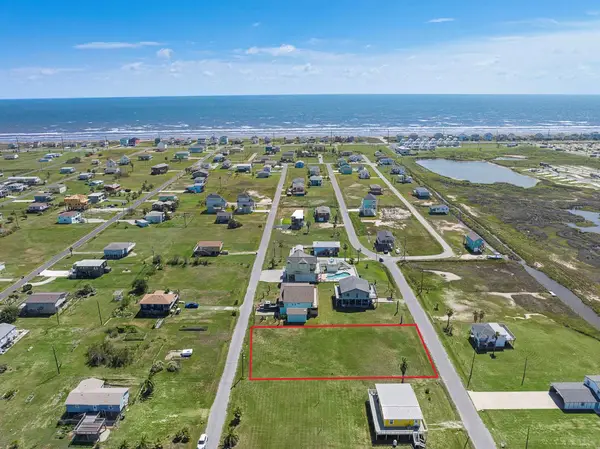 3922 5th Street, Galveston, TX 77554