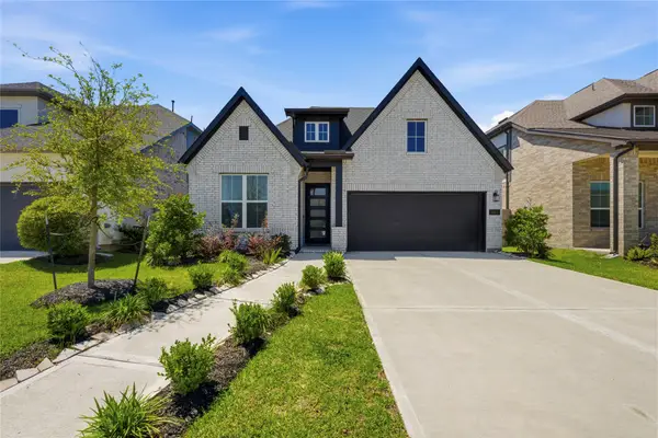 1223 Rolling Crest Drive, Missouri City, TX 77459