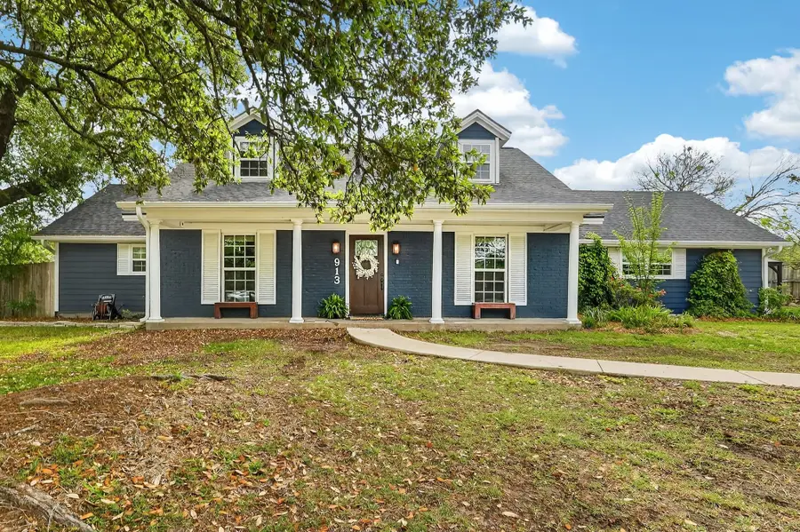 913 Park Lane, Bryan, TX 77802 - #2