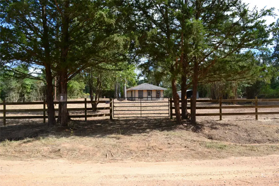 2651 Bluewater Road, Livingston, TX 77351 - Image #3