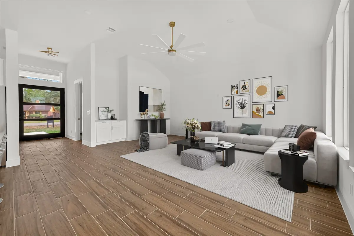 1902 Bell Street, Dayton, TX 77535 - Image #1