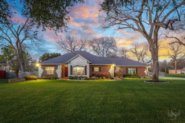 3635 River Bend Drive, Rosenberg, TX 77471