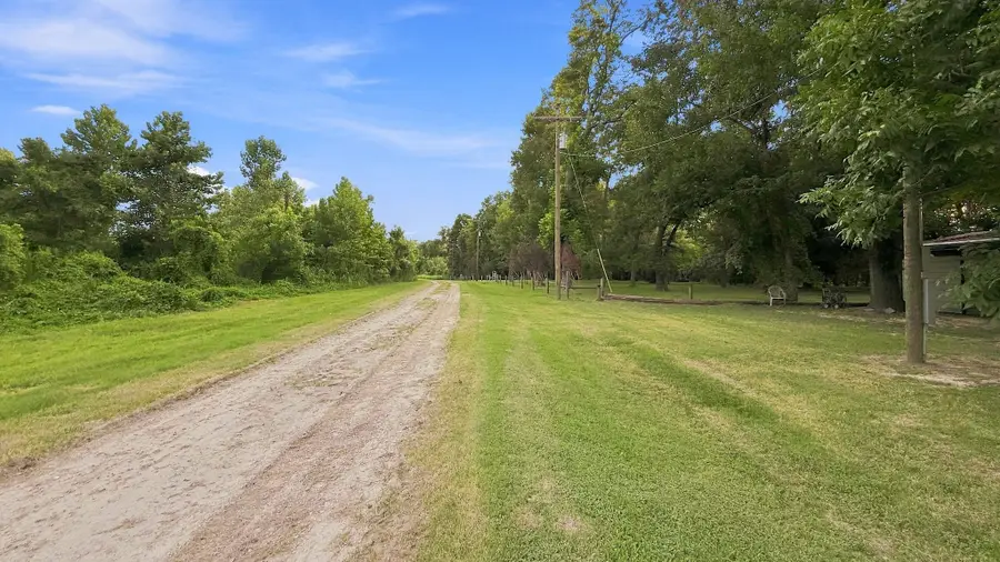 435 River Road S, Livingston, TX 77351 - #2