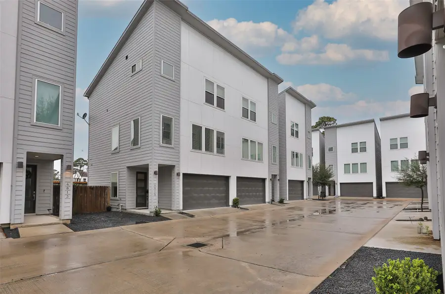 4815 Martin Oaks Lane, Houston, TX 77018 - Image #2