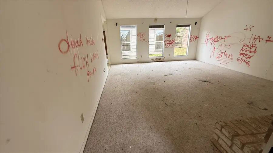 4227 Willow Beach Drive, Houston, TX 77072 - Image #3