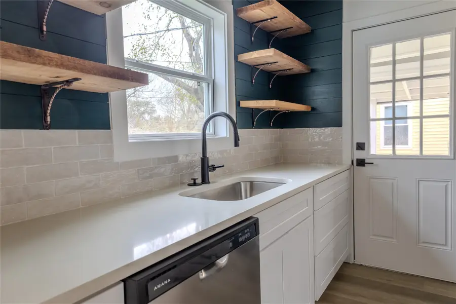 1203 17th Ave N, Texas City, TX 77590 - #3