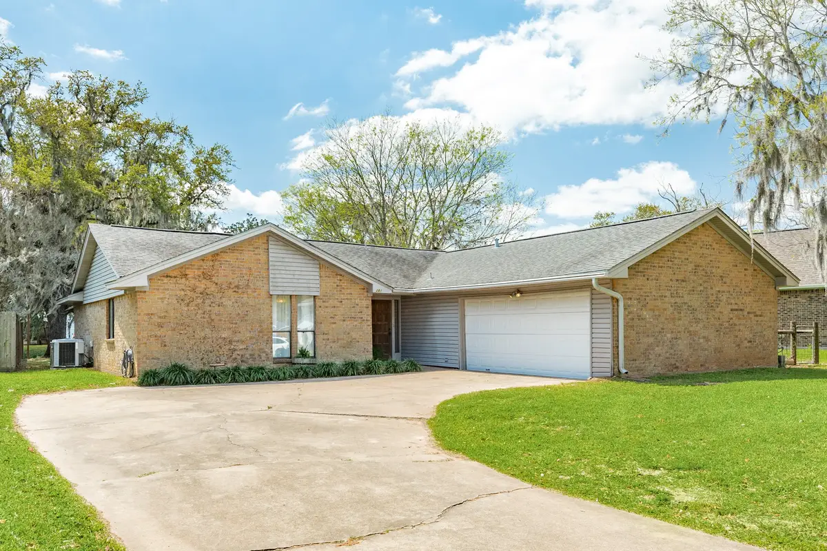 281 Crestview Drive, West Columbia, TX 77486 - #1