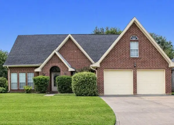 2186 Riverside Drive, West Columbia, TX 77486
