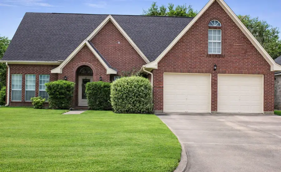 2186 Riverside Drive, West Columbia, TX 77486 - #2