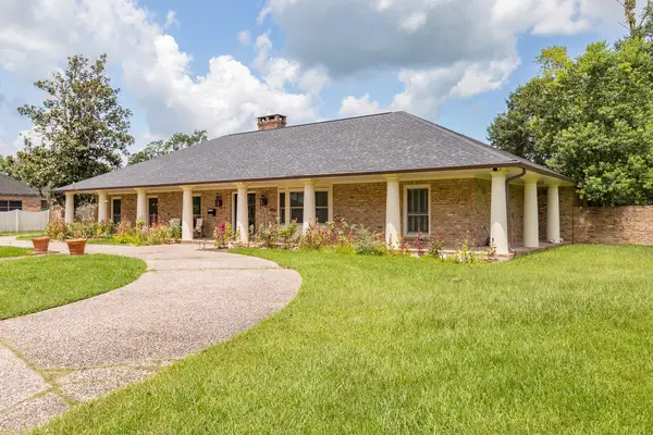 1005 Oak Drive, Liberty, TX 77575