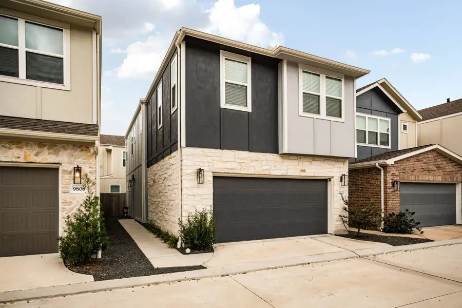 9810 Falling Fern Lane, Houston, TX 77080 - Image #3