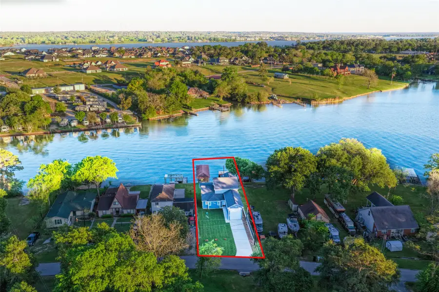 10880 Circle Drive, Willis, TX 77318 - #3