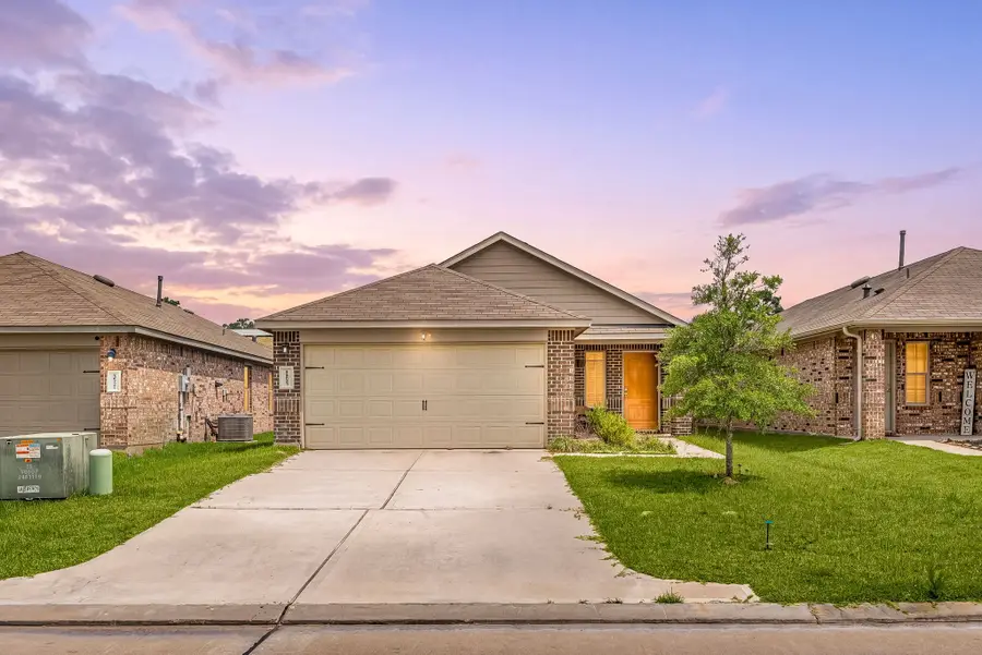 16801 Lonely Pines Drive, Conroe, TX 77302 - #2