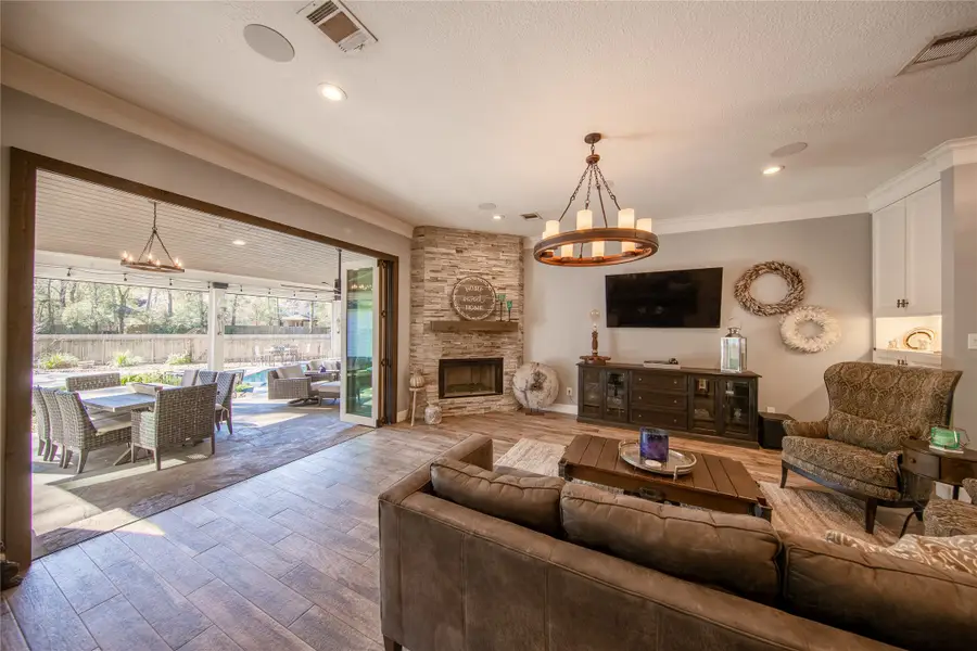 26 Featherfall Place, The Woodlands, TX 77381 - #2