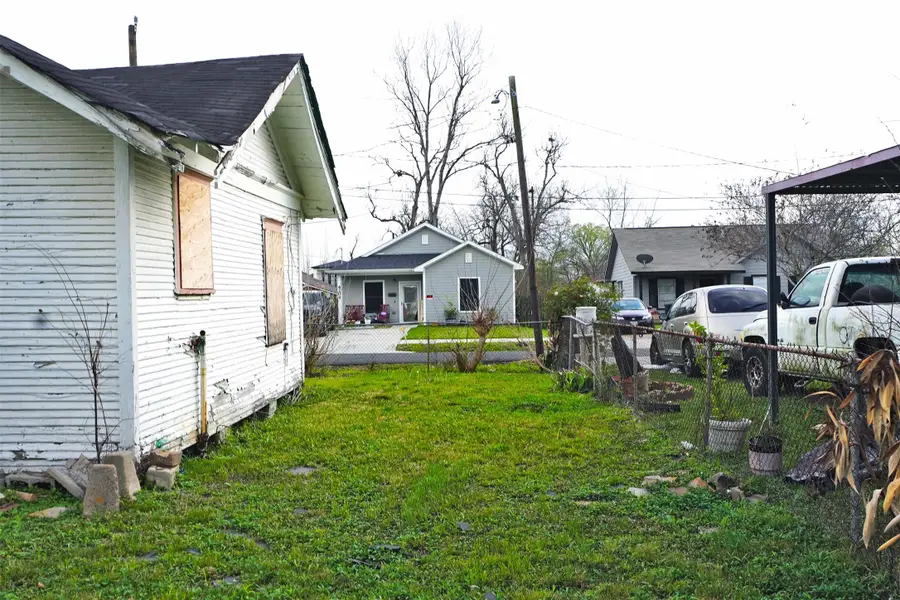 4205 Oats Street, Houston, TX 77020 - #3