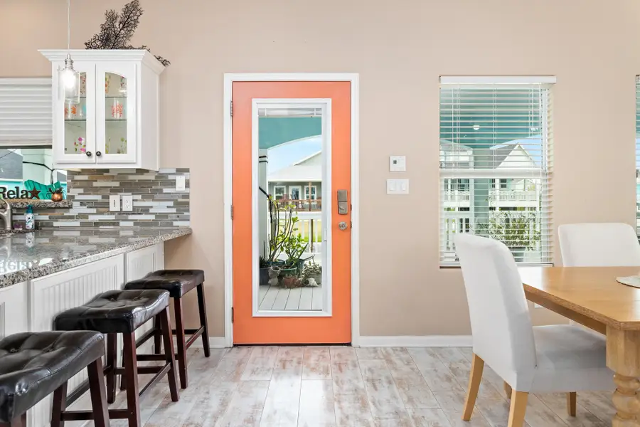 943 Palm Ridge Drive, Crystal Beach, TX 77650 - Image #3