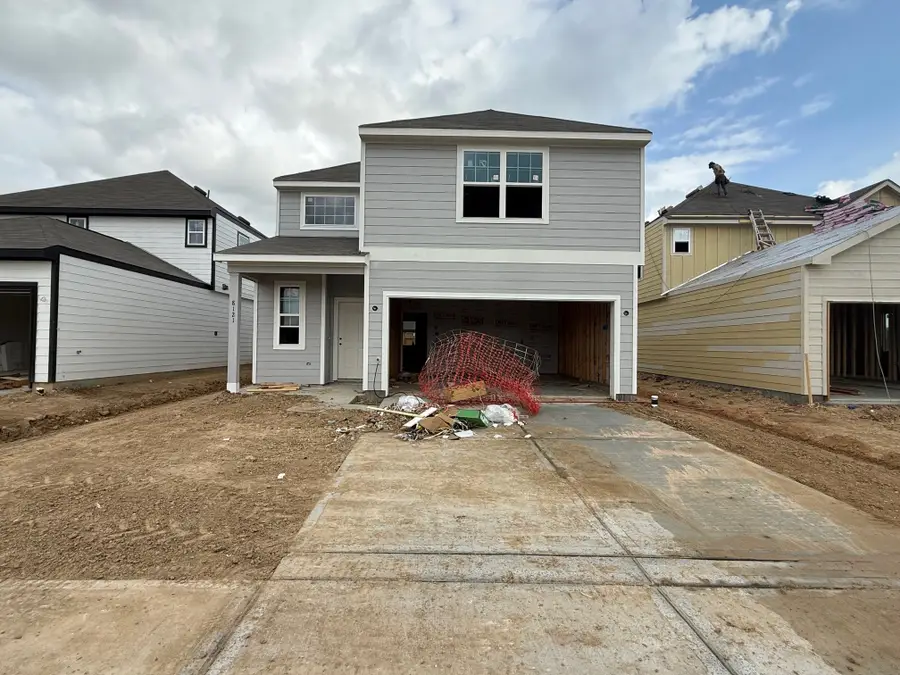 8121 Burnt Orchid Drive, Houston, TX 77078 - Image #2