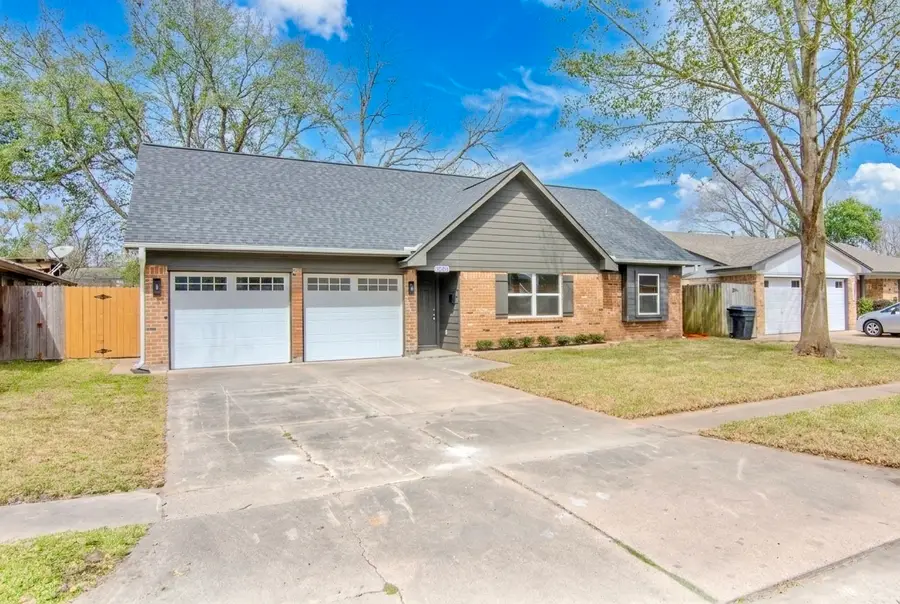 9723 Southport Drive, Houston, TX 77089 - #2