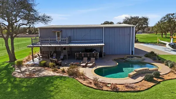 273 Stearman Drive, Louise, TX 77455