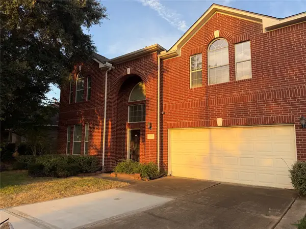 10331 Low Bridge Lane, Sugar Land, TX 77498