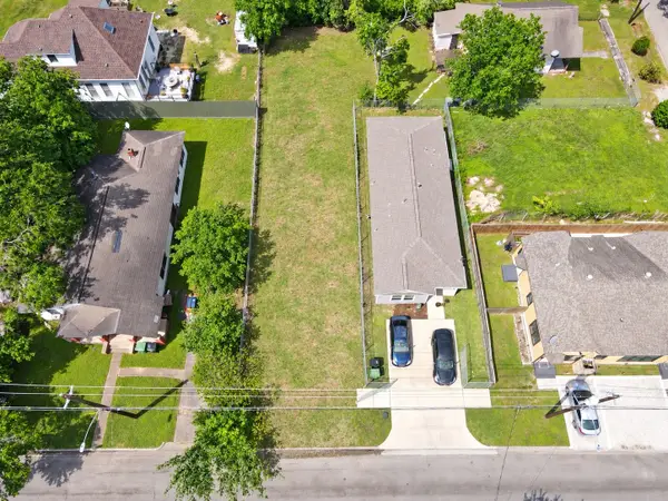 2513 Sumpter Street, Houston, TX 77026