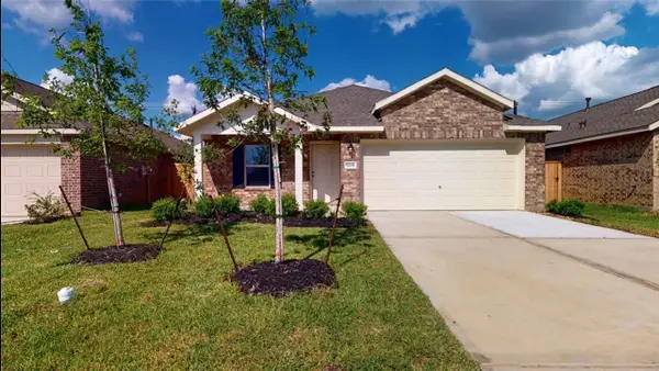 9206 Harvest Steel Drive, Baytown, TX 77521