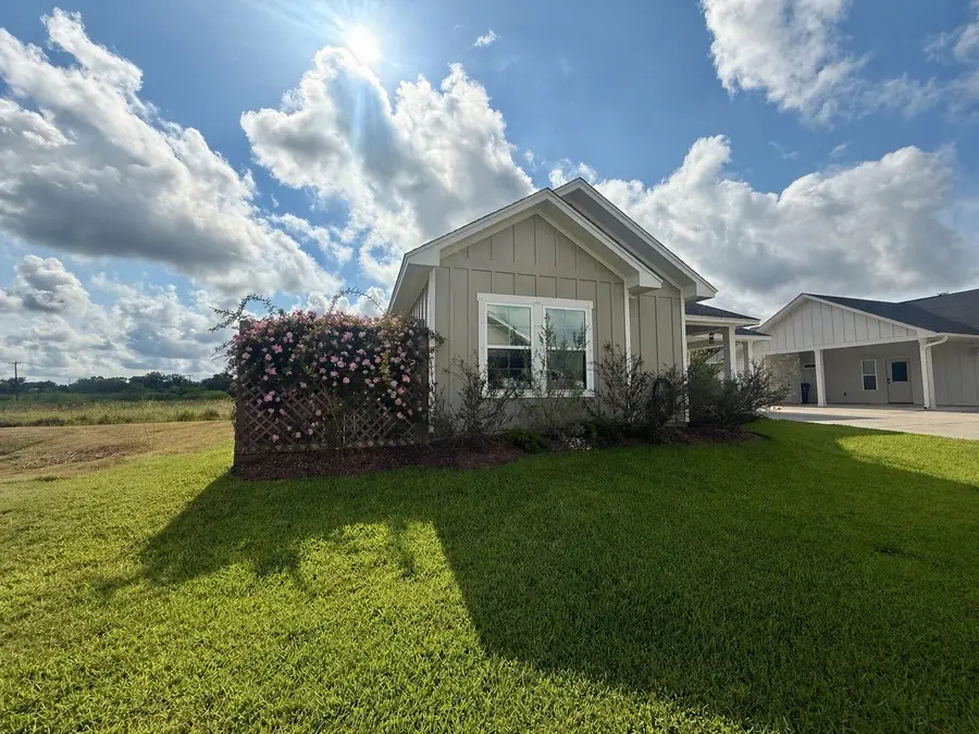 133 Ellis Lane, West Columbia, TX 77486 - #2