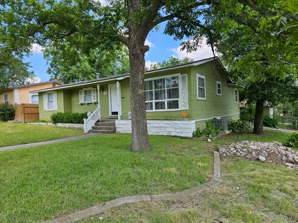 302 Blakeley Drive, San Antonio, TX 78209