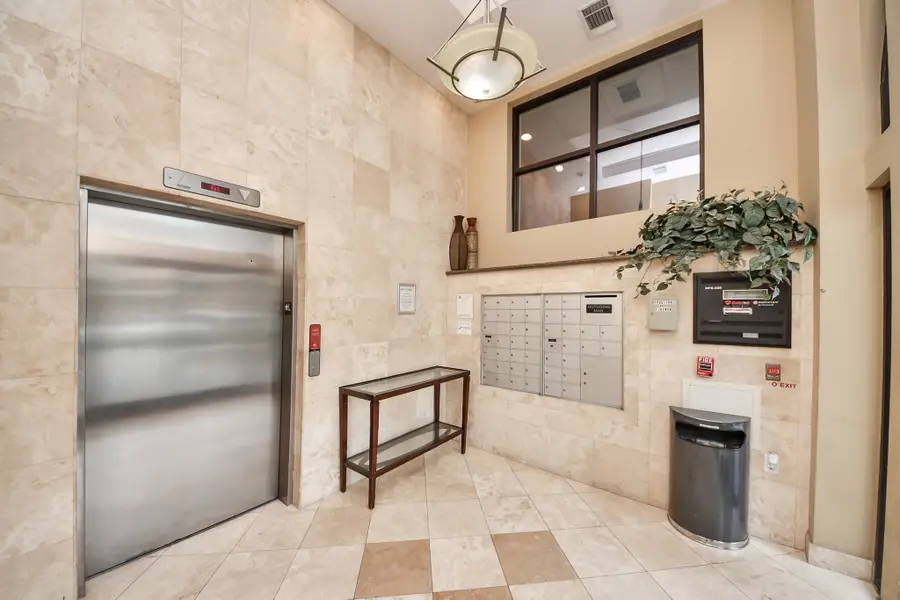 2203 Dorrington Street #106, Houston, TX 77030 - #3