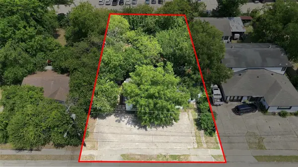 2082 Antoine Drive, Houston, TX 77055
