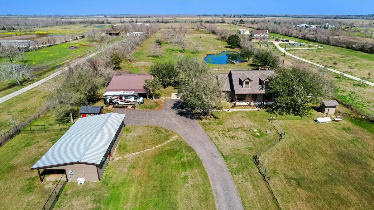 10007 County Road 168, Alvin, TX 77511 - #1