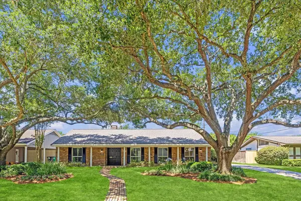 9926 Cliffwood Drive, Houston, TX 77096