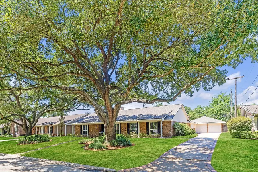 9926 Cliffwood Drive, Houston, TX 77096 - #2