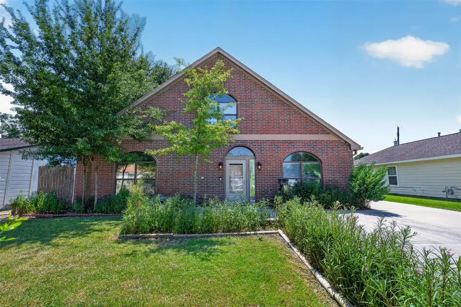 512 Bertloma Street, Pasadena, TX 77502 - #3
