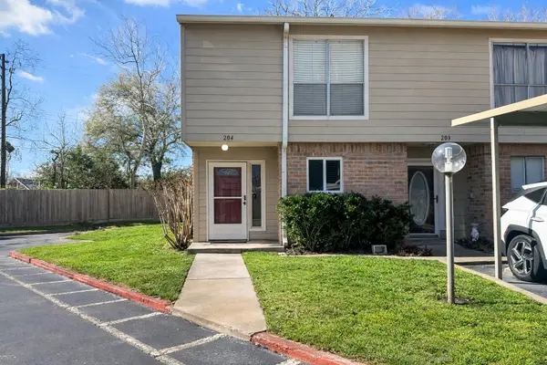 5005 Georgi Lane #204, Houston, TX 77092