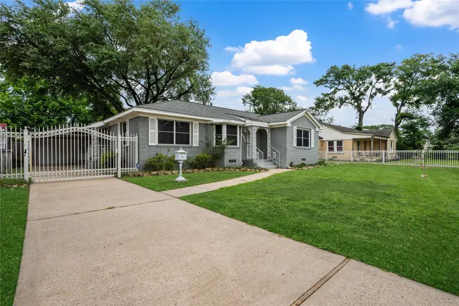409 Eleanor Street, Houston, TX 77009 - #2