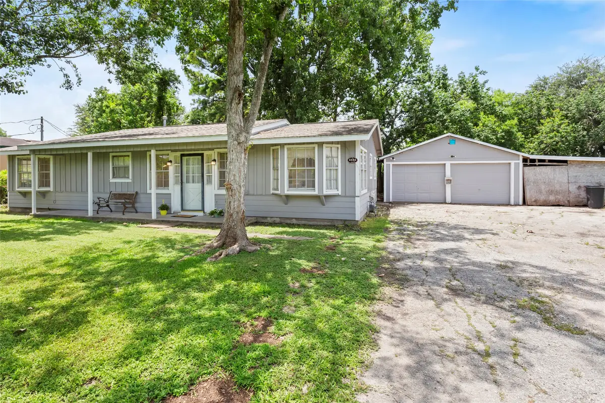 4444 18th Street, Bacliff, TX 77518 - Image #1