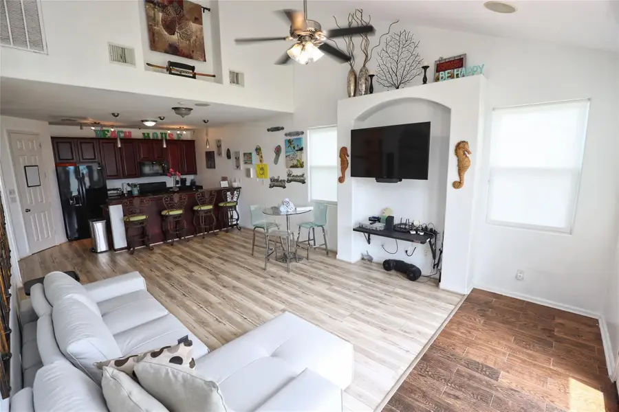 4111 Valer Drive, Galveston, TX 77554 - #3