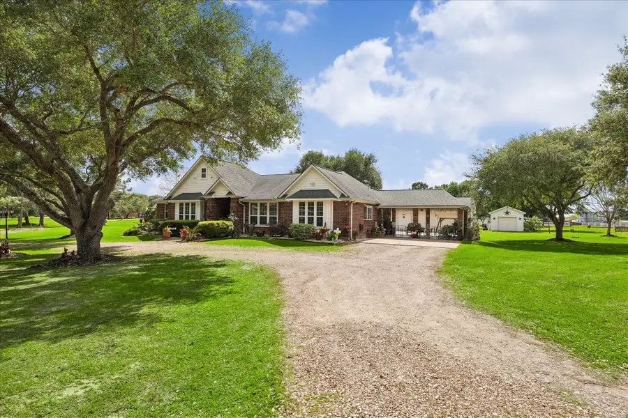 428 Briar Creek Lane, Sealy, TX 77474 - #2