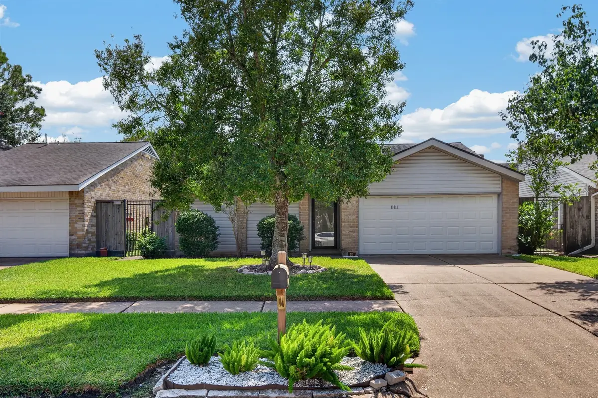11911 Brook Meadows Lane, Meadows Place, TX 77477 - #1