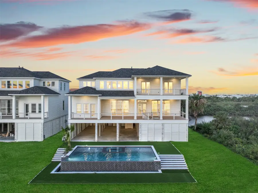 430 81st Street, Galveston, TX 77554 - #3