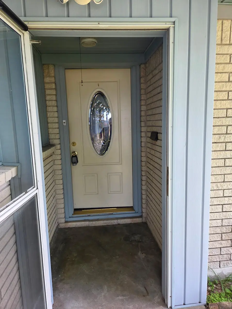 1133 25th Avenue N, Texas City, TX 77590 - #3