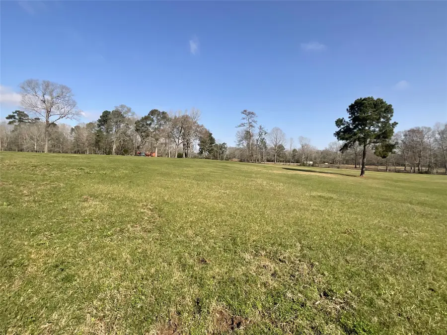 000 Seven Sisters Dr, New Caney, TX 77357 - Image #2