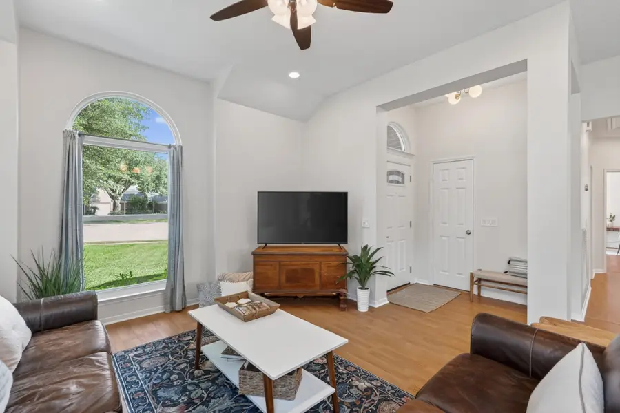 9243 Chester Park Drive, Houston, TX 77064 - #2